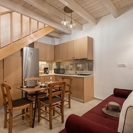 Vaggelis House Holiday home *